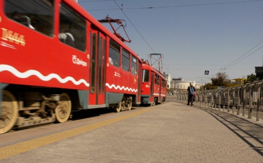 У Дніпрі відновлять рух трамваїв №1: коли це станеться