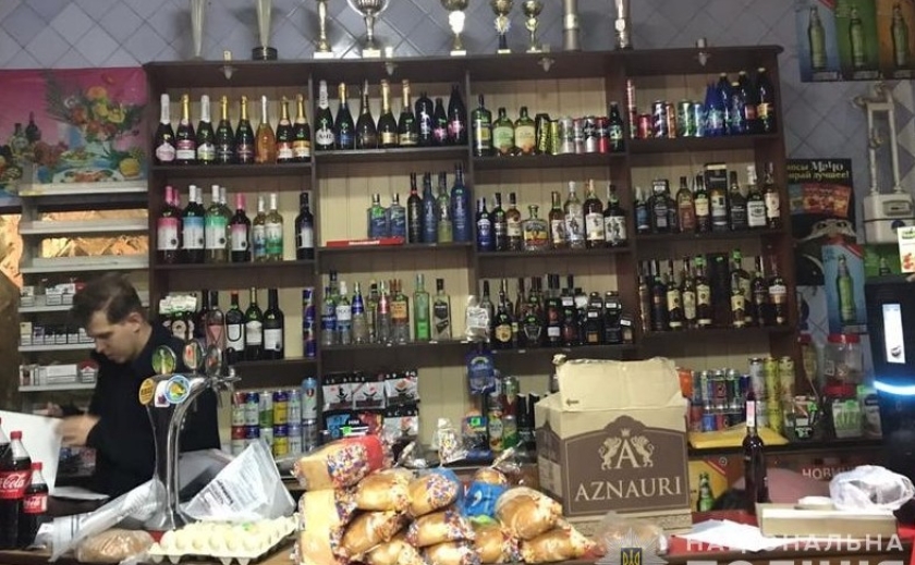 У Петропавлівському районі поліцейські задокументували факт порушення правил торгівлі алкоголем
