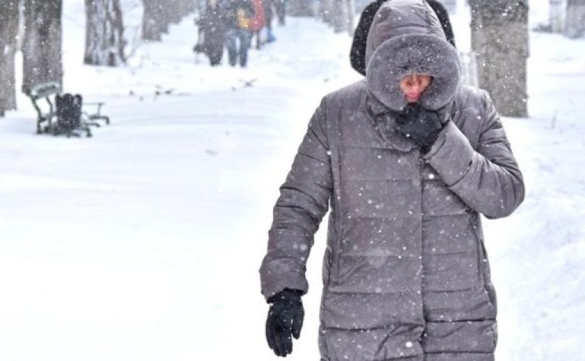 На Дніпровщині протягом дня від холоду загинули двоє людей