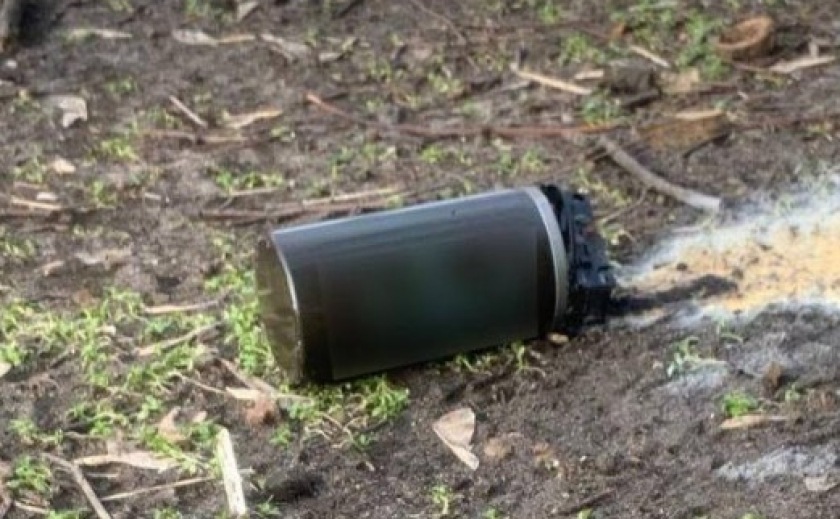 У Дніпрі на Курчатова біля сміттєвого баку знайшли гранату