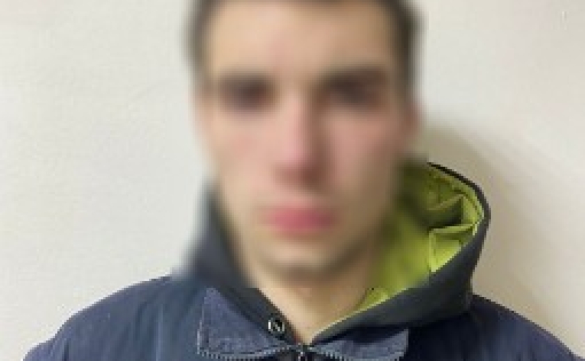 Дві крадіжки за один день: поліцейські Дніпра затримали зловмисника