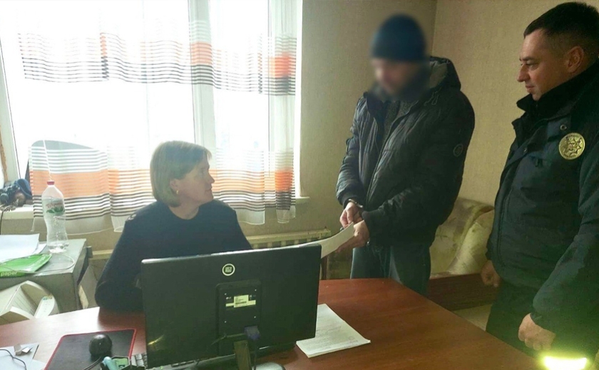 Забив жінку до смерті: поліцейські Дніпропетровщини затримали 35-річного нападника