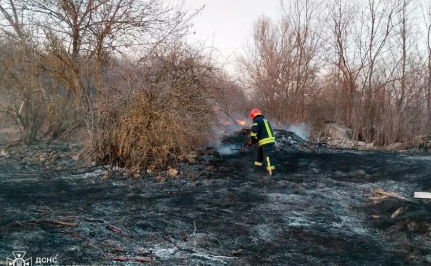 74 загоряння за добу: вогнеборці Дніпропетровщини продовжують боротися з вогнем на відкритих територіях