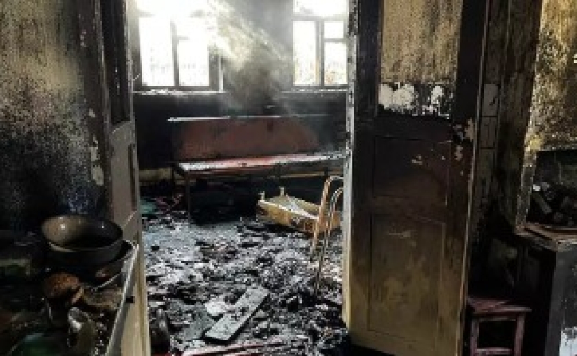 У Запоріжжі внаслідок пожежі загинув 66-річний власник оселі