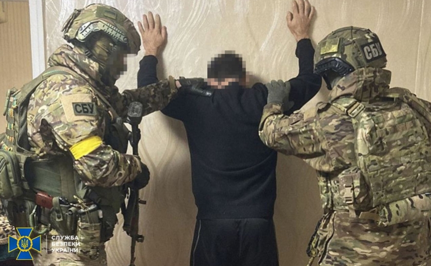 Шпигував за далекобійною артилерією ЗСУ: зрадник з Дніпропетровщини отримав 15 років тюрми