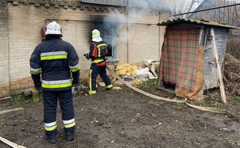Займання ліквідували до прибуття надзвичайників: деталі пожежі в АНД районі Дніпра