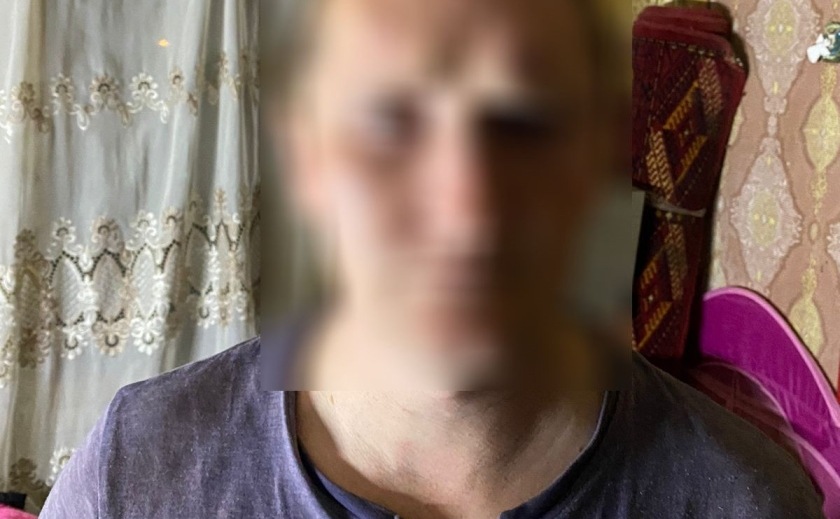 У Дніпрі поліцейські затримали 36-річного чоловіка за спричинення тяжких тілесних ушкоджень братові