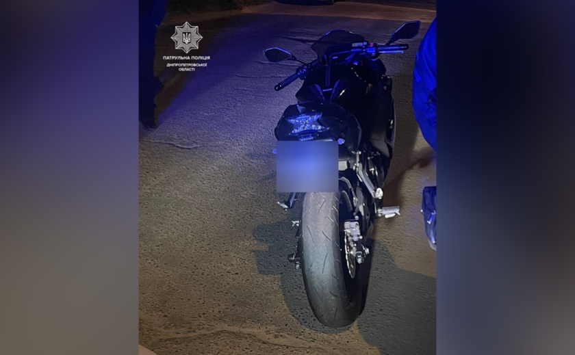 Патрульні Дніпра виявили мотоцикл, який розшукує Інтерпол