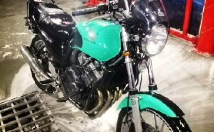 Менш ніж за дві години поліцейські Дніпра розшукали викрадений у містянина мотоцикл