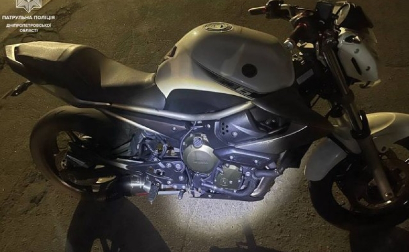 У Дніпрі патрульні знайшли мотоцикл, який розшукує Інтерпол