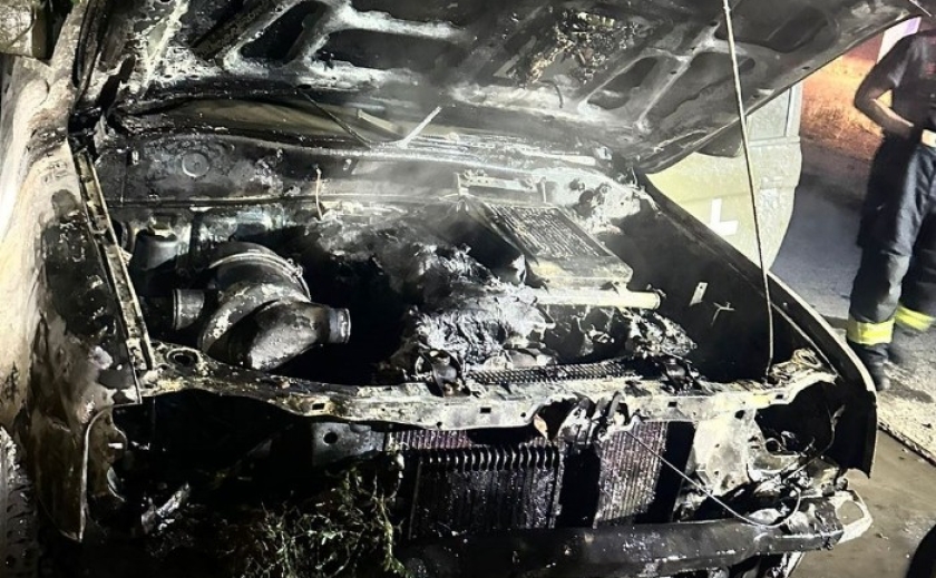 За фактом підпалу автомобіля військового поліція Дніпра відкрила кримінальне провадження