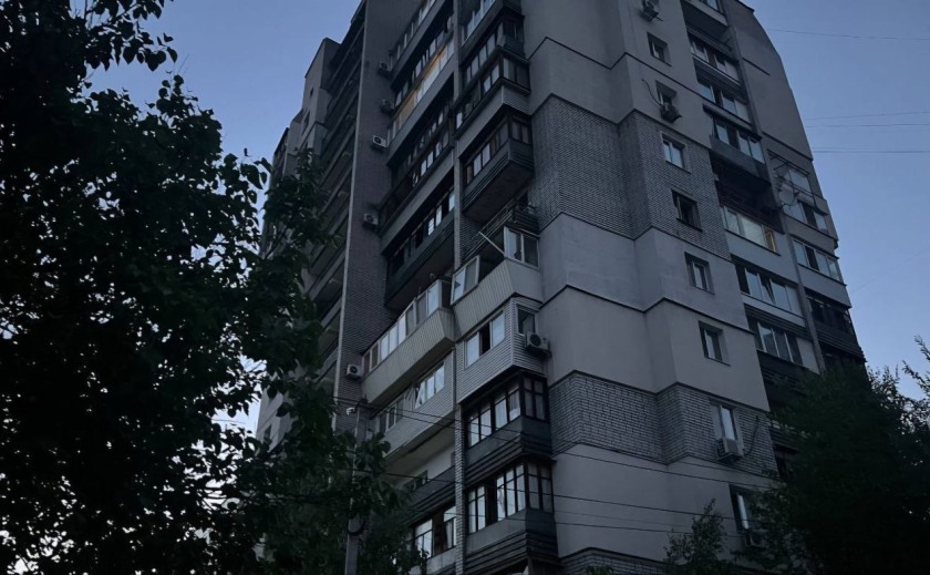 Ракетна атака на Дніпро та обстріли Нікопольщини: безпекова ситуація на ранок 1 липня від ОВА Ракетна атака на Дніпро та обстріли Нікопольщини: безпекова ситуація на ранок 1 липня від ОВА