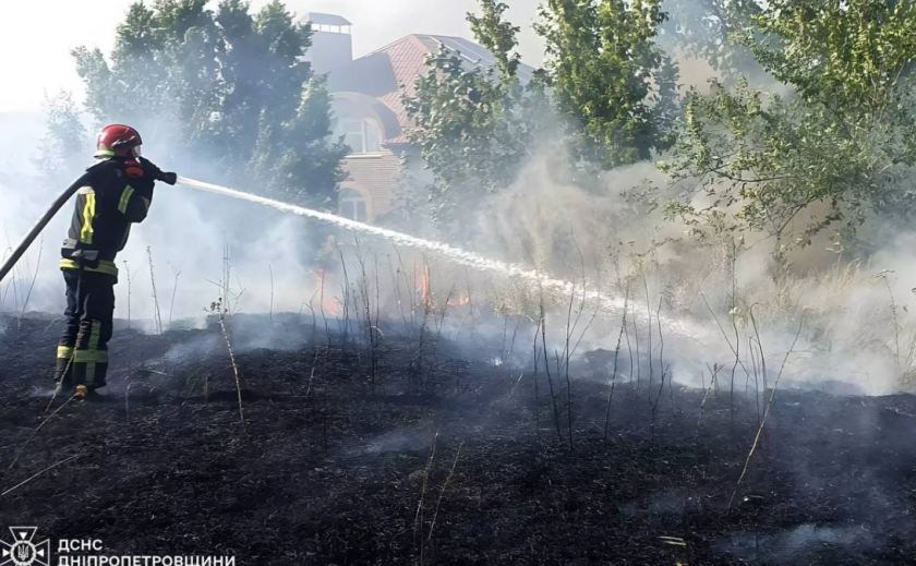 За добу вогнеборці Дніпропетровщини ліквідували 82 пожежі в екосистемах