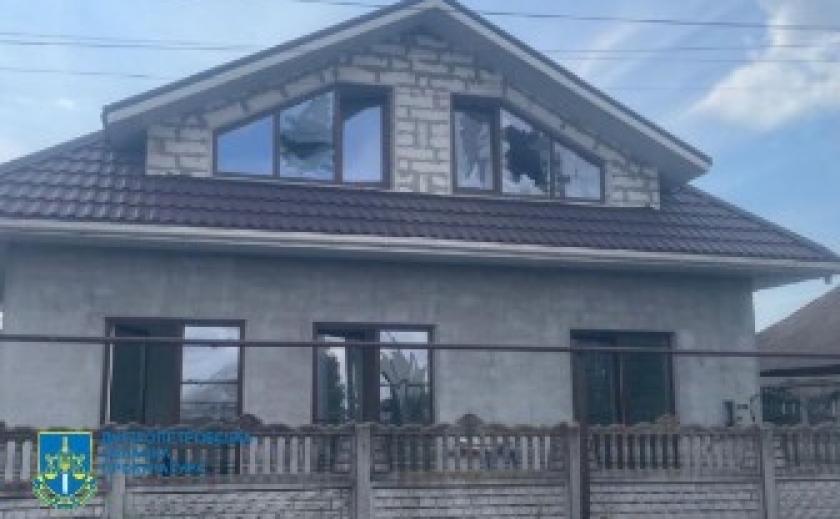 Загиблий і постраждала через ворожий артобстріл Нікопольщини: розпочато розслідування