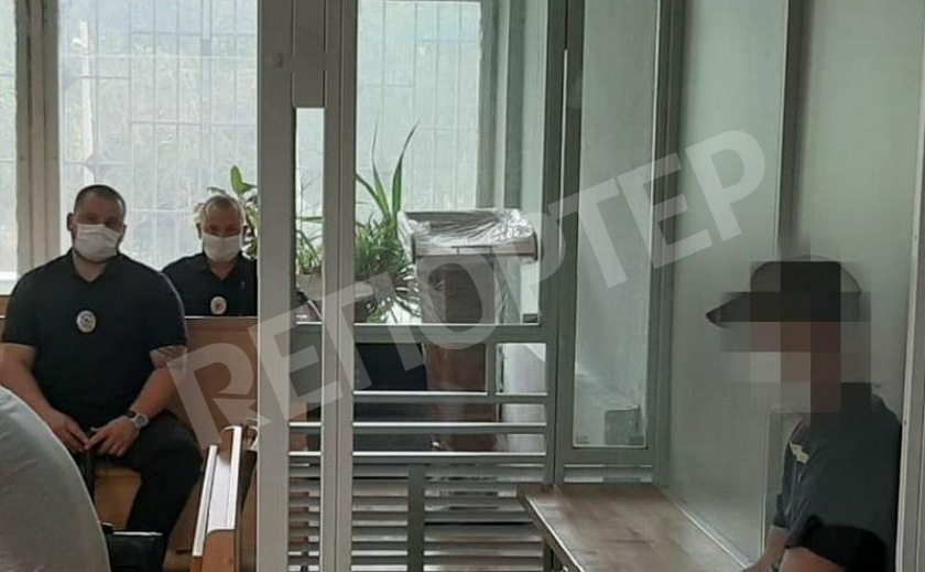 Грабителя и убийцу полицейского взяли под стражу