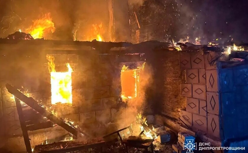 Вночі у Дніпровському районі ліквідовано загорання житлового будинку