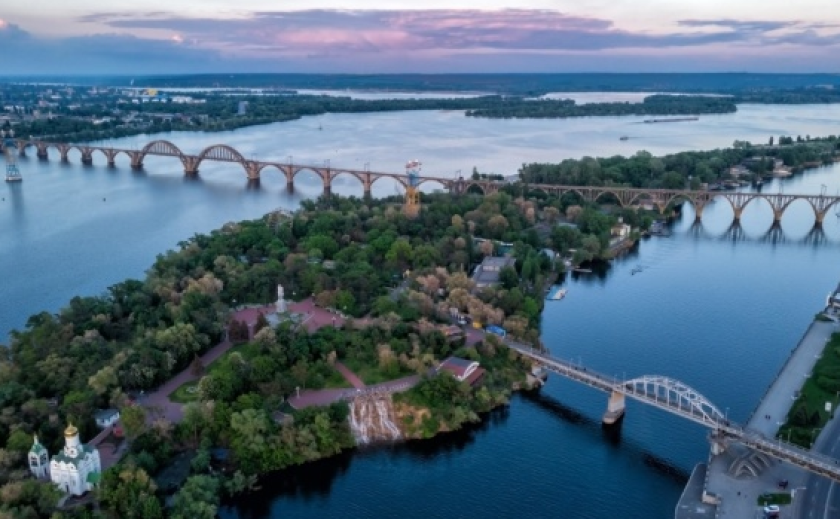 Ніч на Дніпропетровщині минула без ворожих ударів: безпекова ситуація на ранок 19 листопада