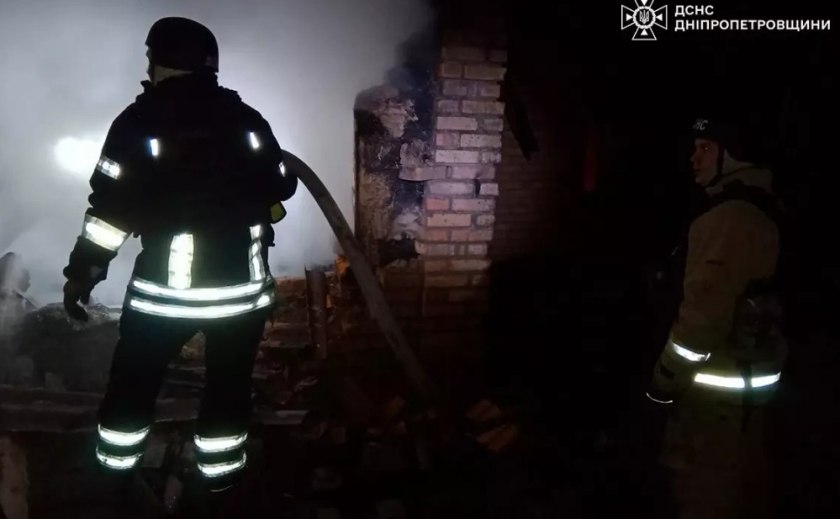 Вигорів вщент: у Нікопольському районі вогнеборці ліквідували займання житлового будинку