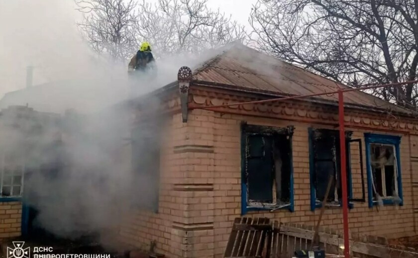У Дніпровському районі під час пожежі у будинку загинув літній чоловік