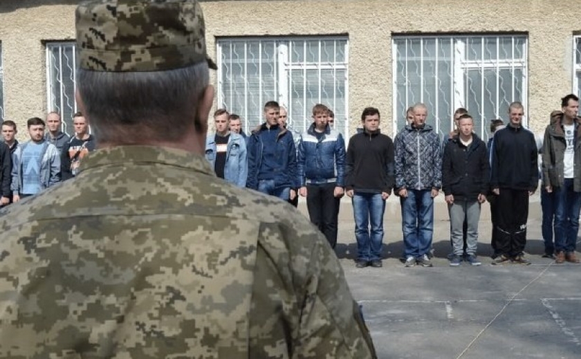 Поважні причини, які дозволяють не приходити до ТЦК після отримання повістки: перелік