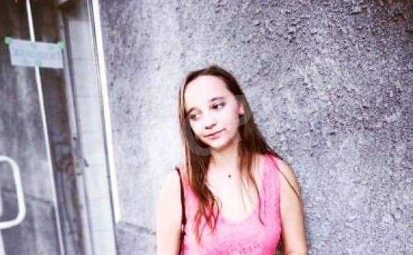 Ищем всем миром! В Днепре пропала 20-летняя девушка Варвара
