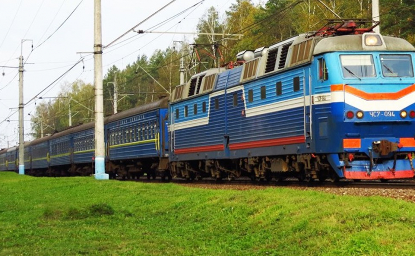 На Днепропетровщине предотвратили катастрофу поезда ФОТО