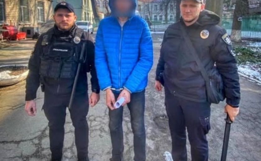 У Дніпрі грабіжника засуджено до 7 років ув’язнення