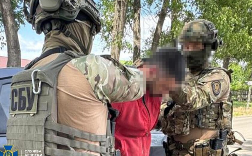 СБУ затримала 17-річного агента рф, який «зливав» рашистам локації Сил оборони у Дніпрі та Харкові