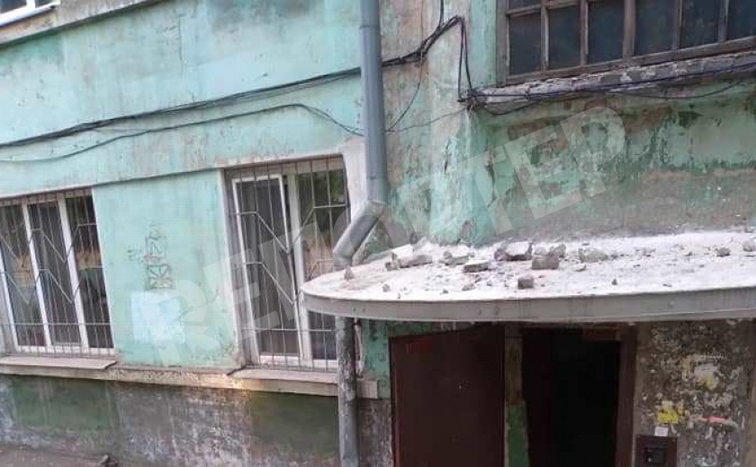 В Днепре произошел камнепад