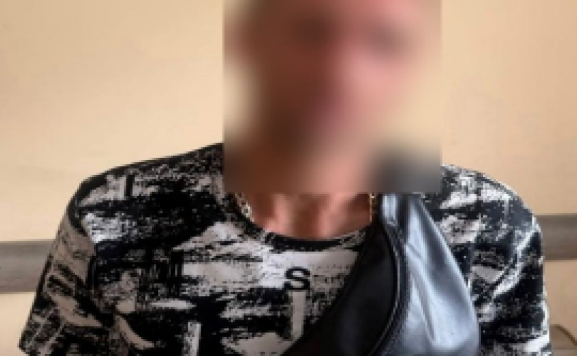 Слідчі Дніпра повідомили про підозру чоловіку за спробу крадіжки з приватного будинку