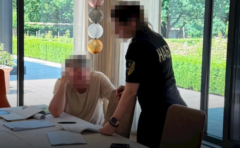 НАБУ підозрює депутата з Дніпра у крадіжці 231 млн грн: деталі