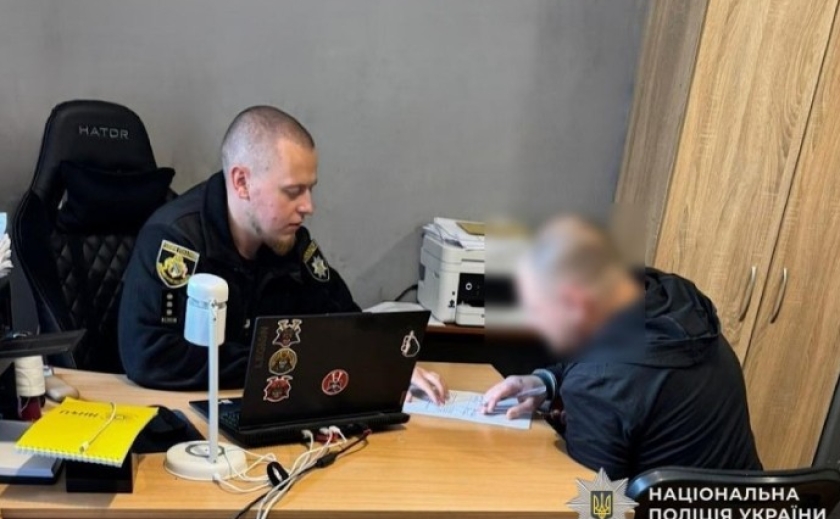 Завдав ножового поранення та намагався втекти: справу відносно зловмисника слідчі направили до суду Завдав ножового поранення та намагався втекти: справу відносно зловмисника слідчі направили до суду
