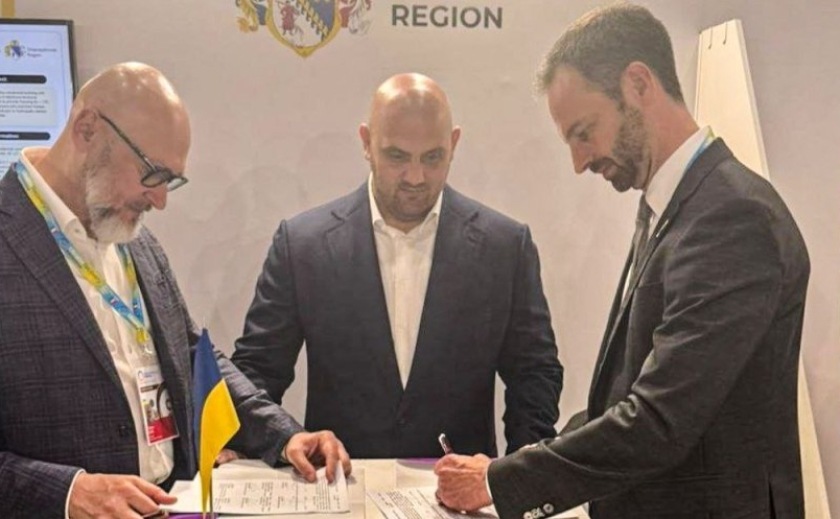 Міста Дніпропетровщини підписали у Римі меморандуми