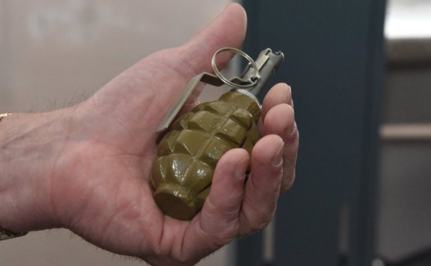 У Дніпрі внаслідок вибуху гранати у квартирі загинув чоловік