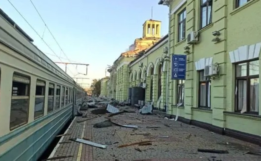На Дніпропетровщині через російський удар по Лозовій змінився маршрут деяких поїздів