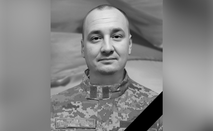 Загинув через два місяці після мобілізації: у Камʼянському попрощаються з 48-річним Дмитром Сальником