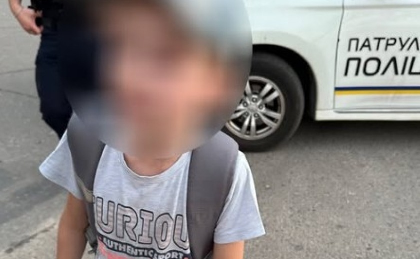 У Дніпрі патрульні розшукали дитину, яка загубилась