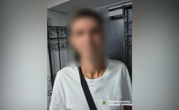 У Дніпрі чоловік викрав авто та потрапив у ДТП