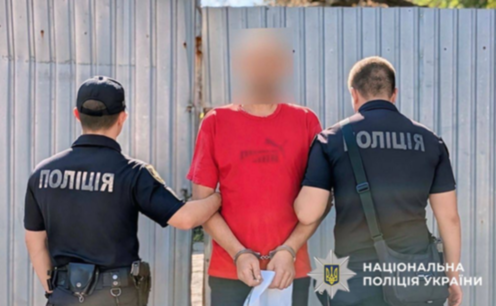 У Дніпрі чоловік зарізав сусіда: поліція затримала підозрюваного