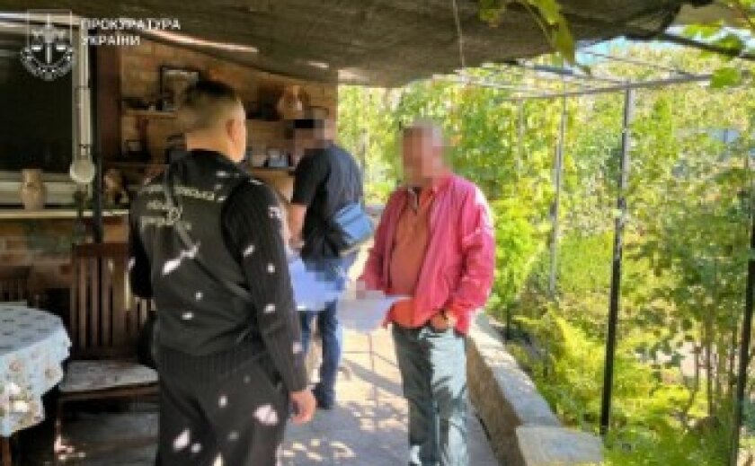 Заволоділи 2,4 млн грн на закупівлі електроенергії: на Дніпропетровщині повідомлено про підозру посадовцю держпідприємства та директору ТОВ