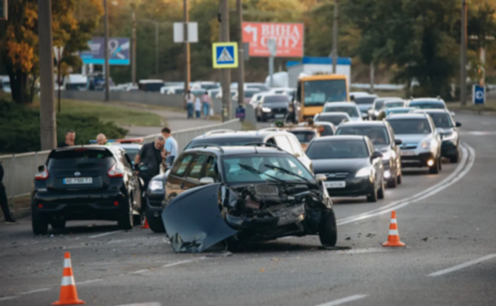 У Дніпрі на Космічній зіштовхнулись Ford та Nissan: подробиці ДТП