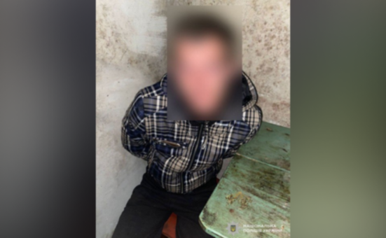 У Дніпровському районі чоловік мало не зарізав власного батька