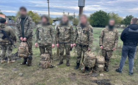 Прикордонники затримали групу ухилянтів у військовій формі: серед втікачів жителі Дніпропетровщини та Запоріжжя