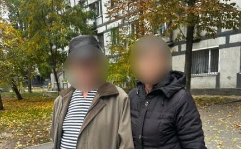 У Дніпрі патрульні допомогли чоловіку поважного віку, який загубився