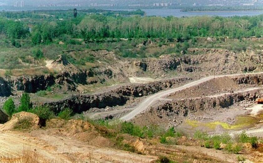 Дніпрян попередили про планові вибухи: де сьогодні буде гучно