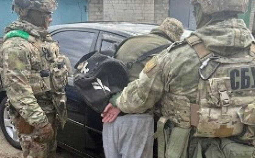 У Дніпрі поліцейські кримінальної поліції спільно з СБУ припинили нелегальні канали збуту зброї та боєприпасів