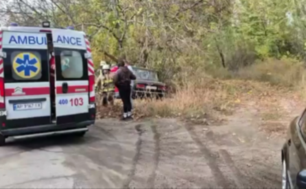 Рятувальники Запоріжжя деблокували водія з понівеченої внаслідок ДТП автівки