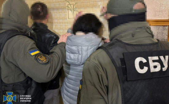 Готували бомби для терактів на Дніпропетровщині: СБУ затримала дезертира та його спільницю