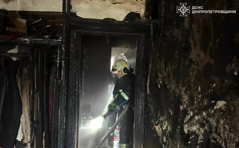 У Дніпрі вогнеборці ліквідували пожежу в багатоповерховому будинку