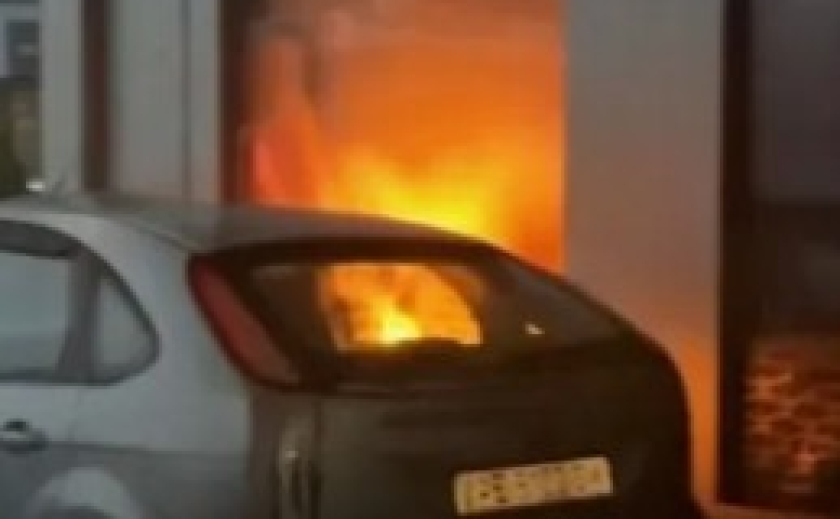 У Дніпрі на Набережній Перемоги зайнялася АЗС: постраждав чоловік